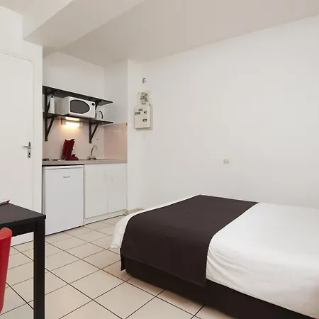 Les Douves Apartment