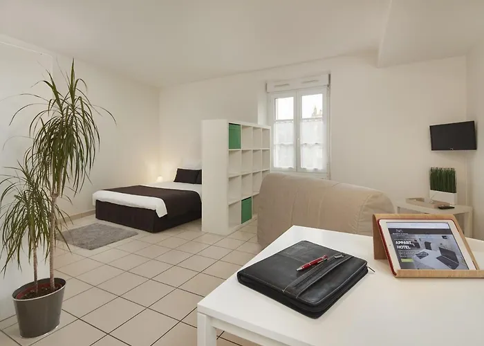 Les Douves Apartment