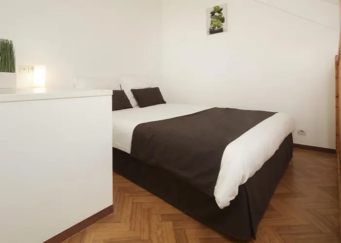 Les Douves Apartment *